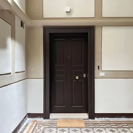 Casa Marmitta - Charming Apartment In Downtown Bari Exterior photo